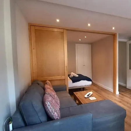 Familiar Edificio Mont Blanc En Apartamento